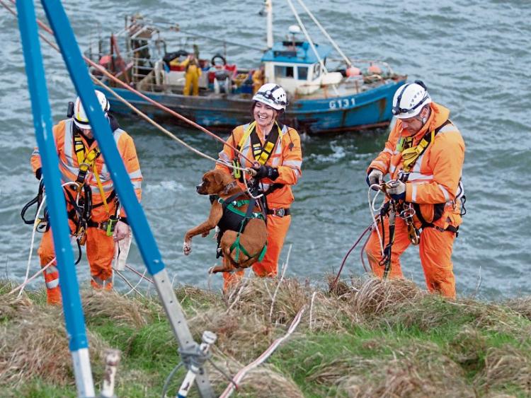 Tributes paid to 'hero'&nbsp;Coast Guard member who died in Kilkee