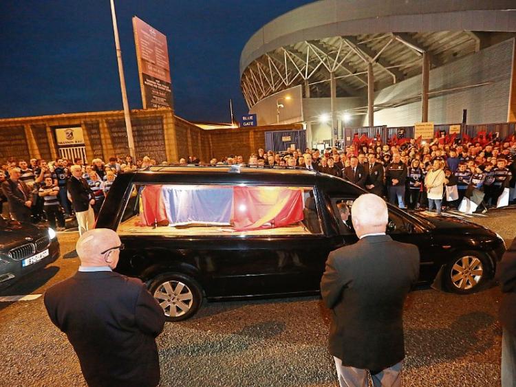 Limerick comes to a standstill as Anthony Foley makes final journey