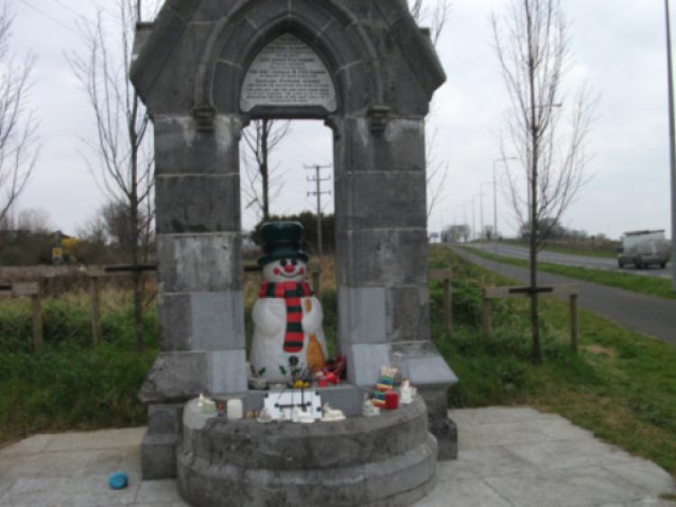 Snowman makes mystery spring appearance at Limerick monument 
