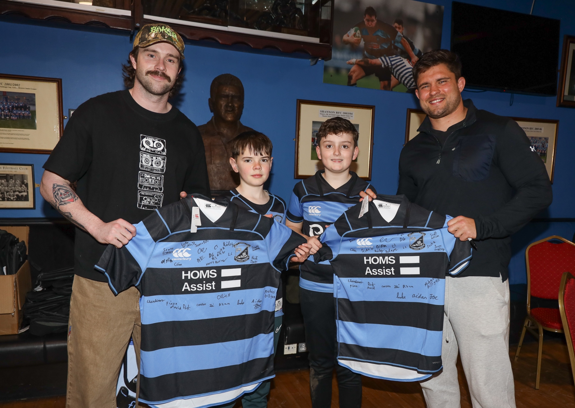 Ireland rugby star backs next generation of rugby with Shannon RFC U12 ...