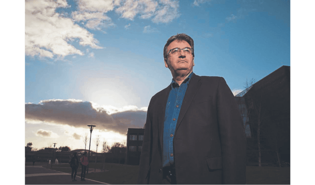 Former Limerick Leader journalist Fergal Keane is leaving the BBC after 37 years