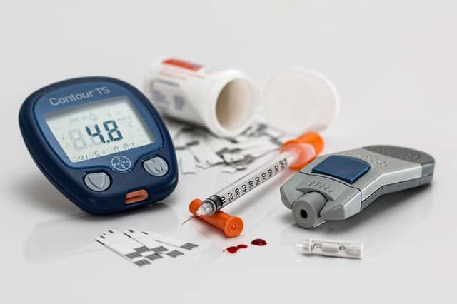 ALmost 600 patients were on the diabetes outpatients waiting list at ULHG