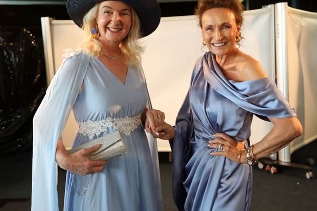 The always-elegant Best Dressed Lady competition, proudly sponsored by the Crescent Shopping Centre, was a highlight of the day. Guests arrived in their finest attire, turning the racecourse into a runway of its own.