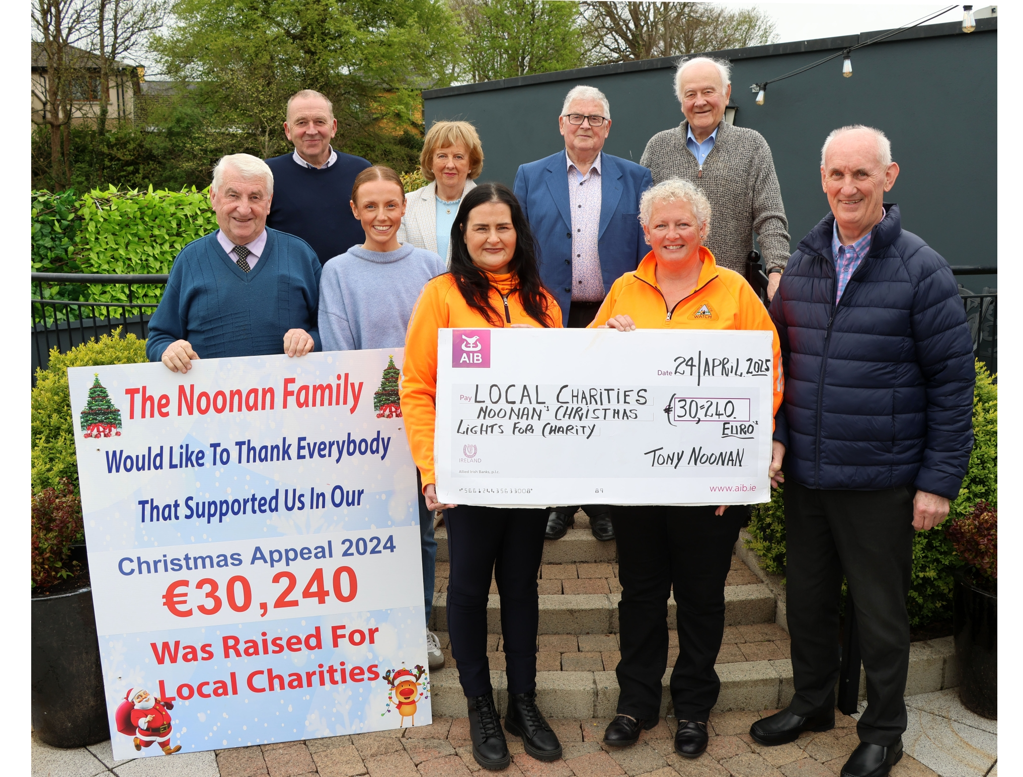 Tony Noonan and Julie Moloney with members of the charities, Milford Care Centre, Limerick Suicide Watch, Slí Eile, Cork and Recovery Haven Kerry Cancer Support House Picture: Adrian Butler