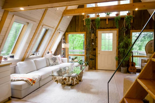 There are almost 30,000 Airbnb's in Ireland