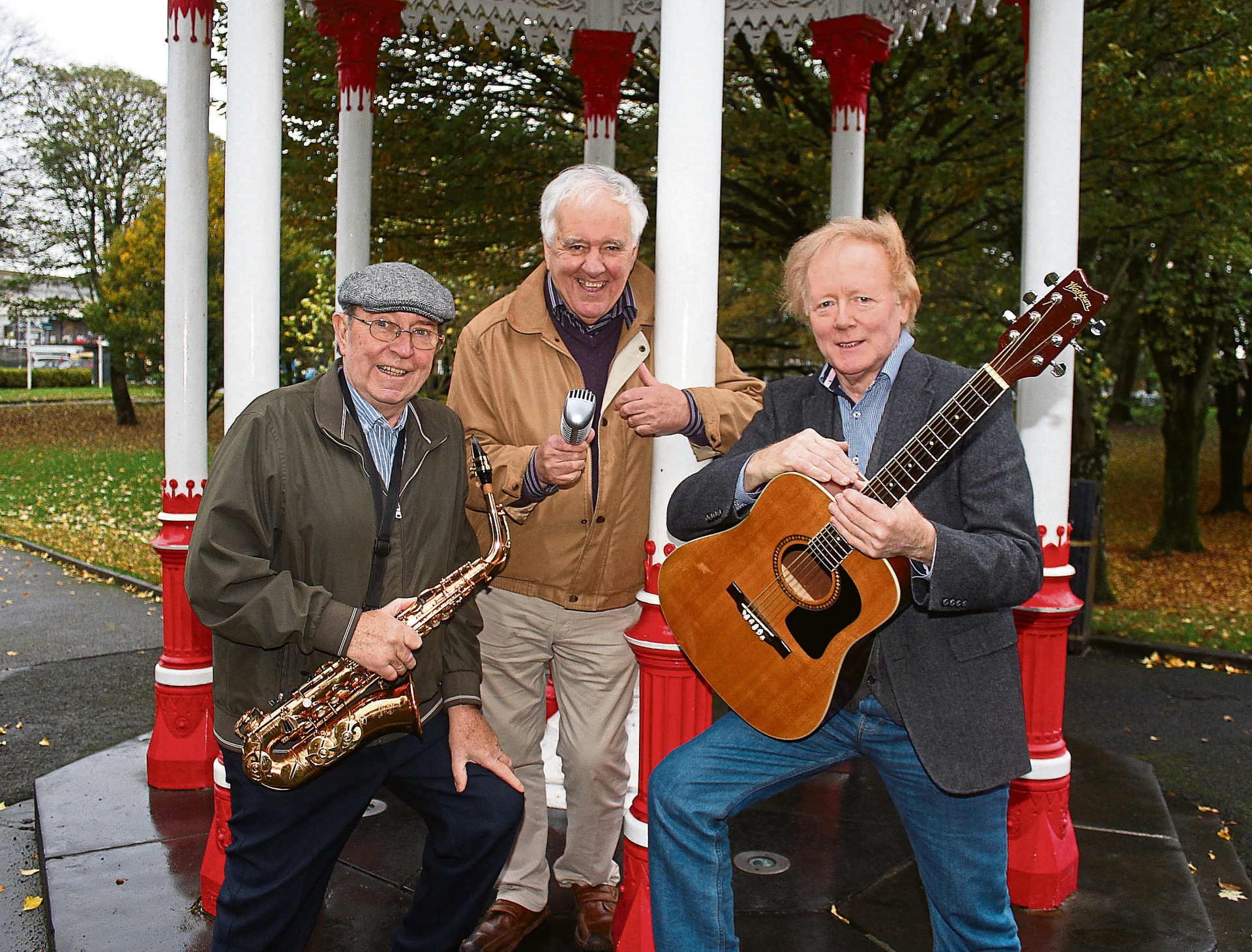 Bryan Meehan, Tommy Drennan (centre), and Denis Allen