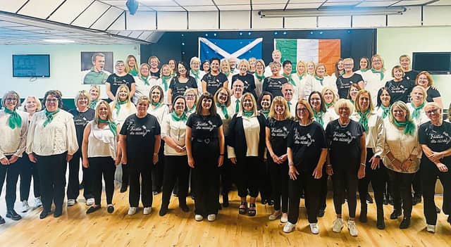 The Rolling Tones rock choir will perform alongside their Edinburgh friends on May 25