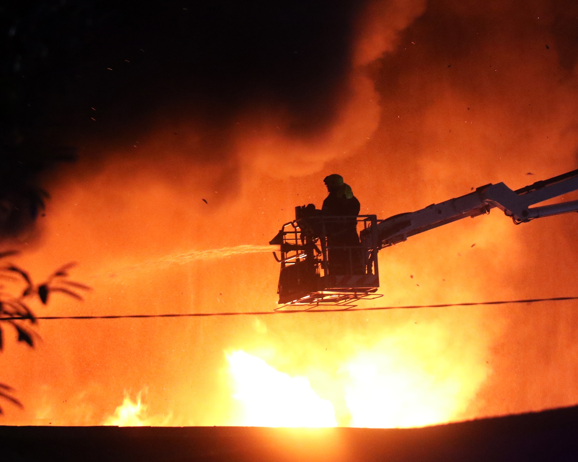 Firefighters tackle the huge blaze in Raheen this evening | PICTURE: BRENDAN GLEESON