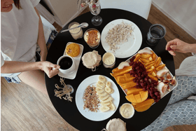 Caring is sharing, so why not order a light salad for appetizer and split your main meal with someone | Picture: Pexels