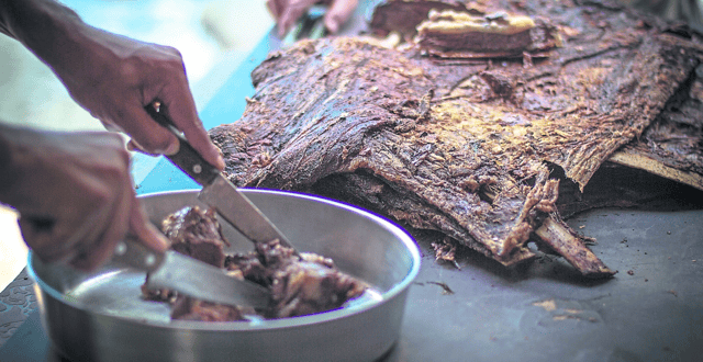 Mmmm... Barbecue spare ribs always go down well as part of a summer feast