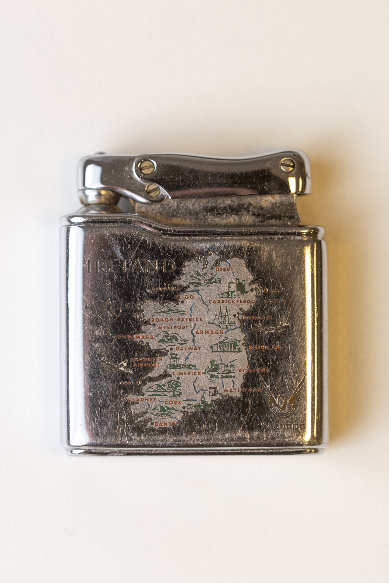 Che Guevara's 'lucky' lighter bought in Shannon up for auction