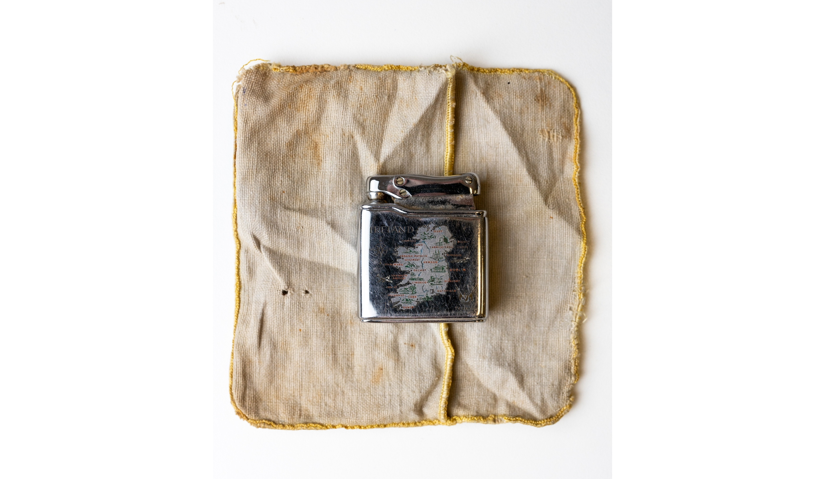 Che Guevara's 'lucky' lighter bought in Shannon up for auction