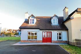 View the video walkthrough of this property at www.rooneys.eu