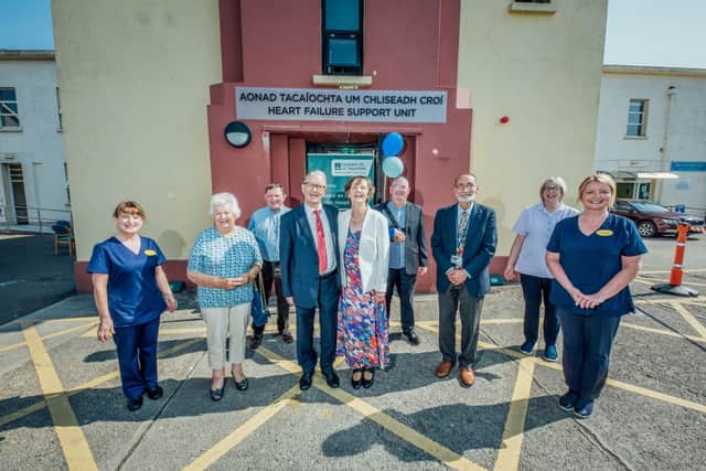 Thanks to significant financial support from the Friends of Nenagh Hospital and the HSE, the service now has a designated space in the outpatients department following a refurbishment and equipping project.