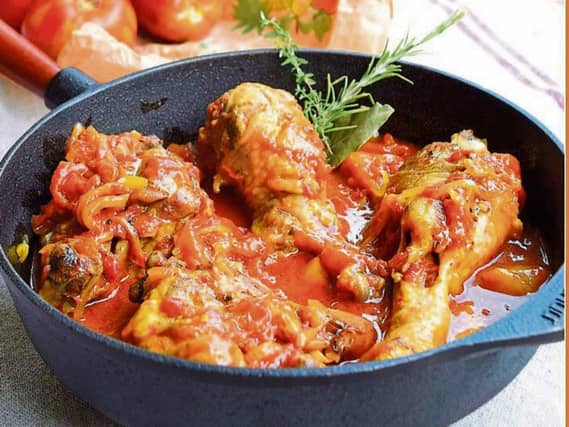 Poulet sauté Grand-Mere is a one pot recipe you can let cook away