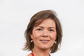 Dr Órlaith Borthwick,