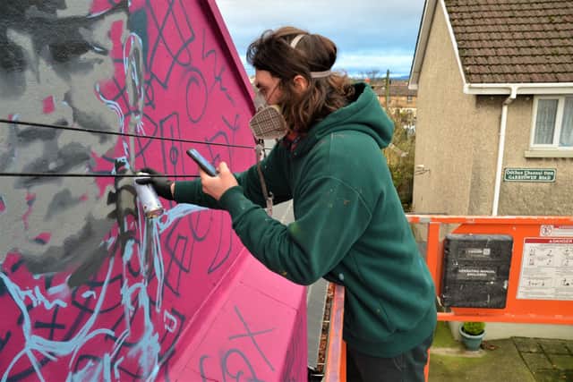 Draw Out unveils latest commemorative mural in Limerick