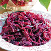 Gingergirl loves to cook sausages with braised red cabbage