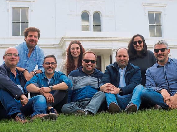 Juan Luis Robles, Pedro Catalán Guerola, Sergio Gómez Vela, Ricardo Cartagena Ballesta and Francisco Ayllón Toro with current Erasmus students in UL