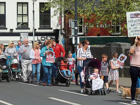 The march against Irish Cement’s plans for Mungret gets under way in the city Picture: Brendan Gleeson