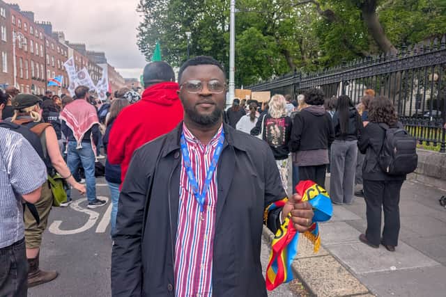 Demonstrators united in chants of “justice for Yves, dignity for all”, “no more silence, no more violence”, and “no justice, no peace” as well as: “What was his name? Yves Sakila”.