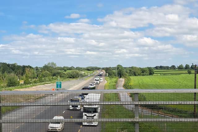 There are traffic delays on the N21