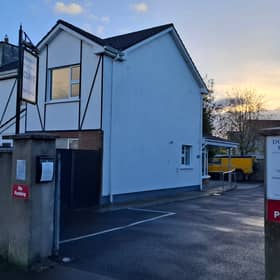 Raheen Medical is currently operating from an existing physiotherapy clinic located at Acorn House