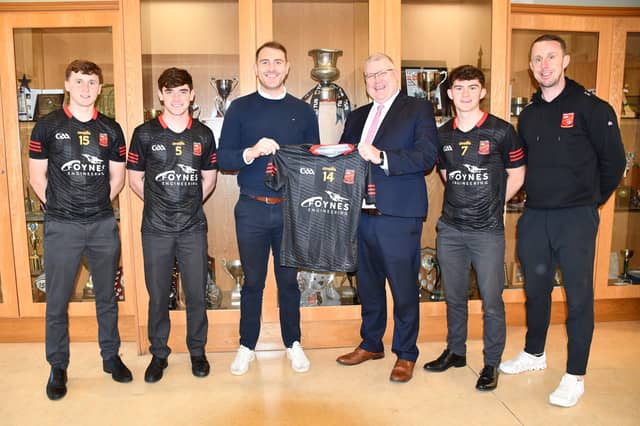 Ian O'Brien, Eoin Hennessy, Brendan O'Connor (Sponsor), Tom Prendergast (Principal), Rian Horgan (Harty Cup Captain), Niall Moran.