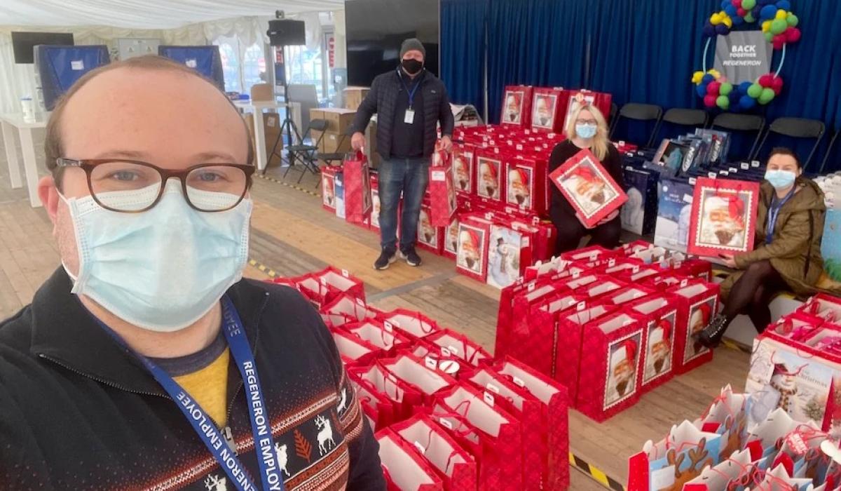 Regeneron Christmas Party 2022 Hundreds Of Limerick Schoolchildren Receive Toys For Christmas Thanks To  Staff At Regeneron - Limerick Live