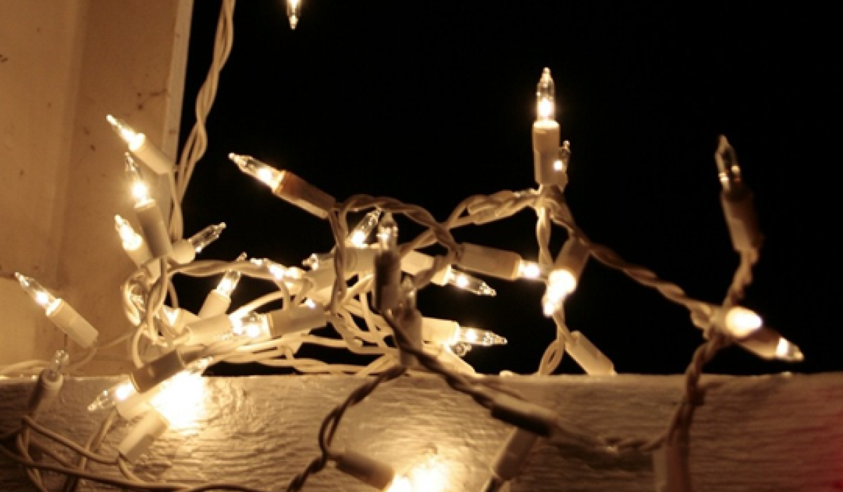 Irish consumer group warns of electric shock risk from fairy lights
