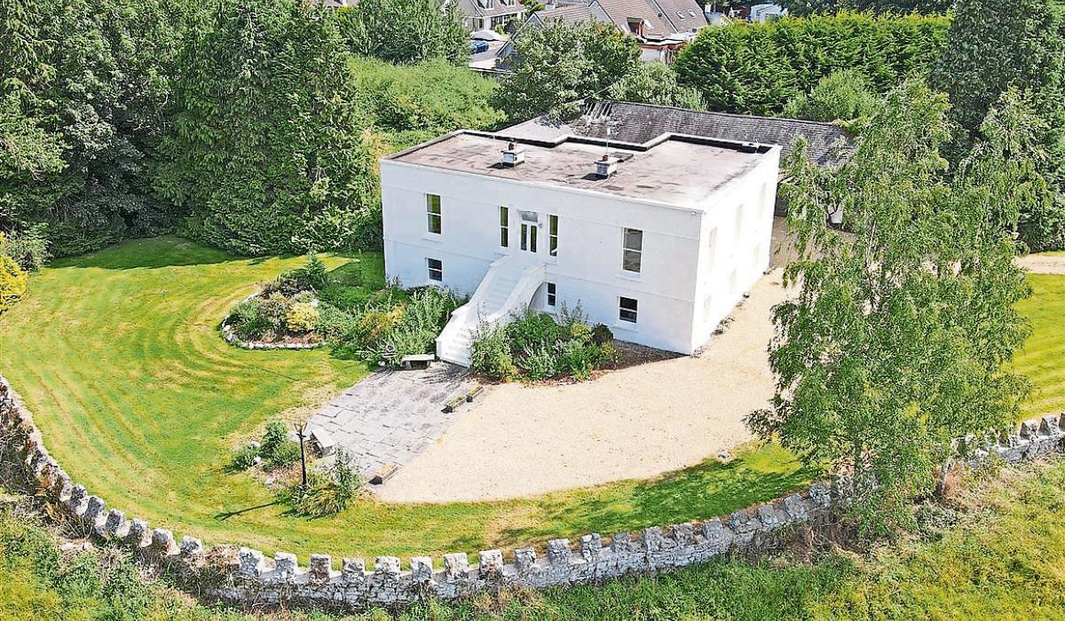 Un couple hollywoodien postule pour construire une maison de luxe d’un million d’euros à Limerick
