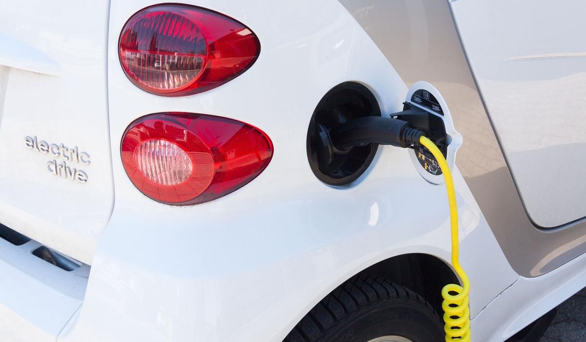 Roll out of new highpowered EV chargers on motorway network set to