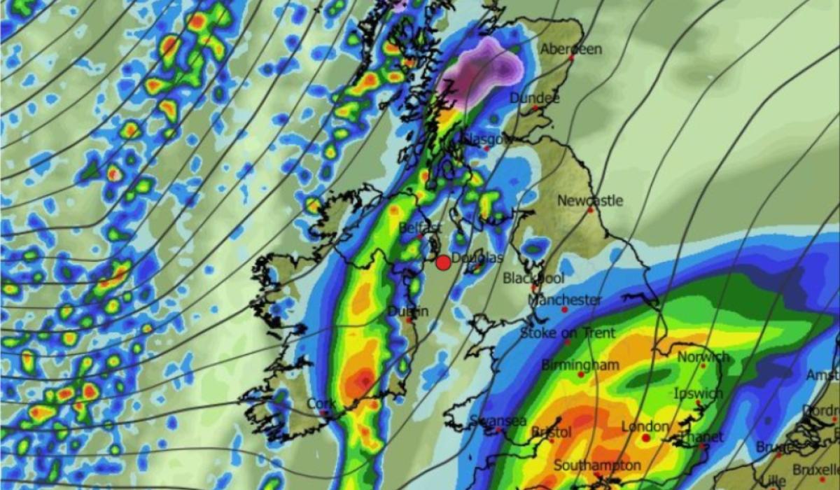 Thunderstorms on the way as Met Éireann warns of wild weather in the run up to Christmas
