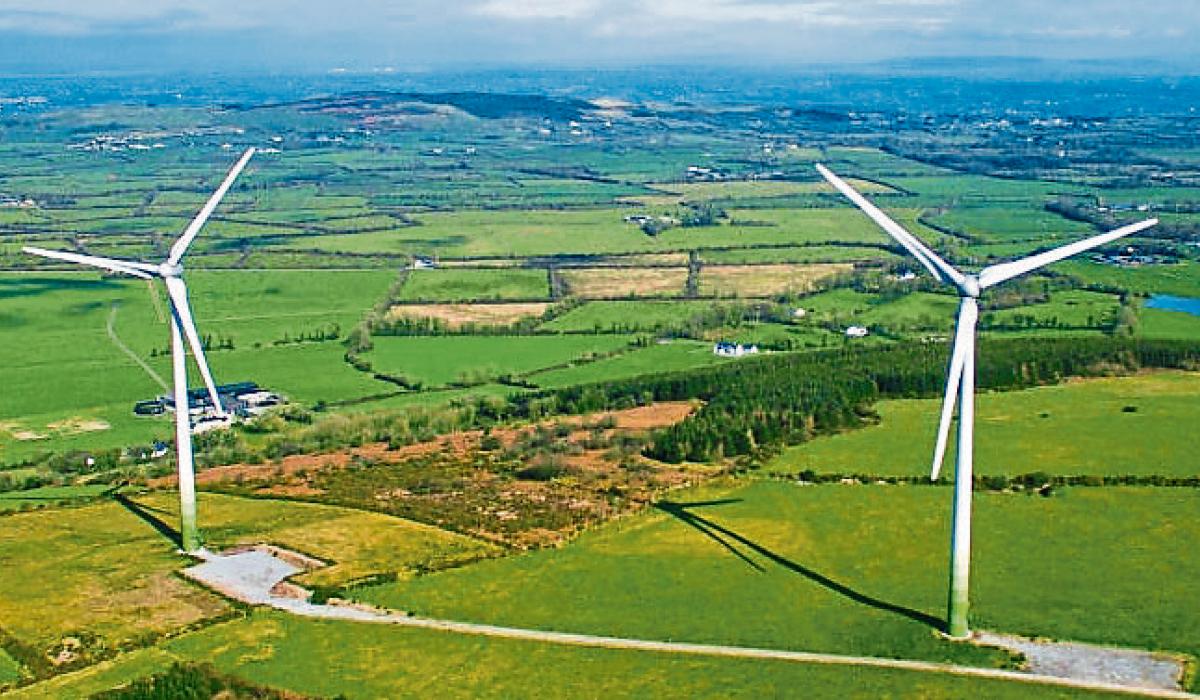 Aviation fears outlined over ‘divisive’ plan for new wind farm close to Limerick city