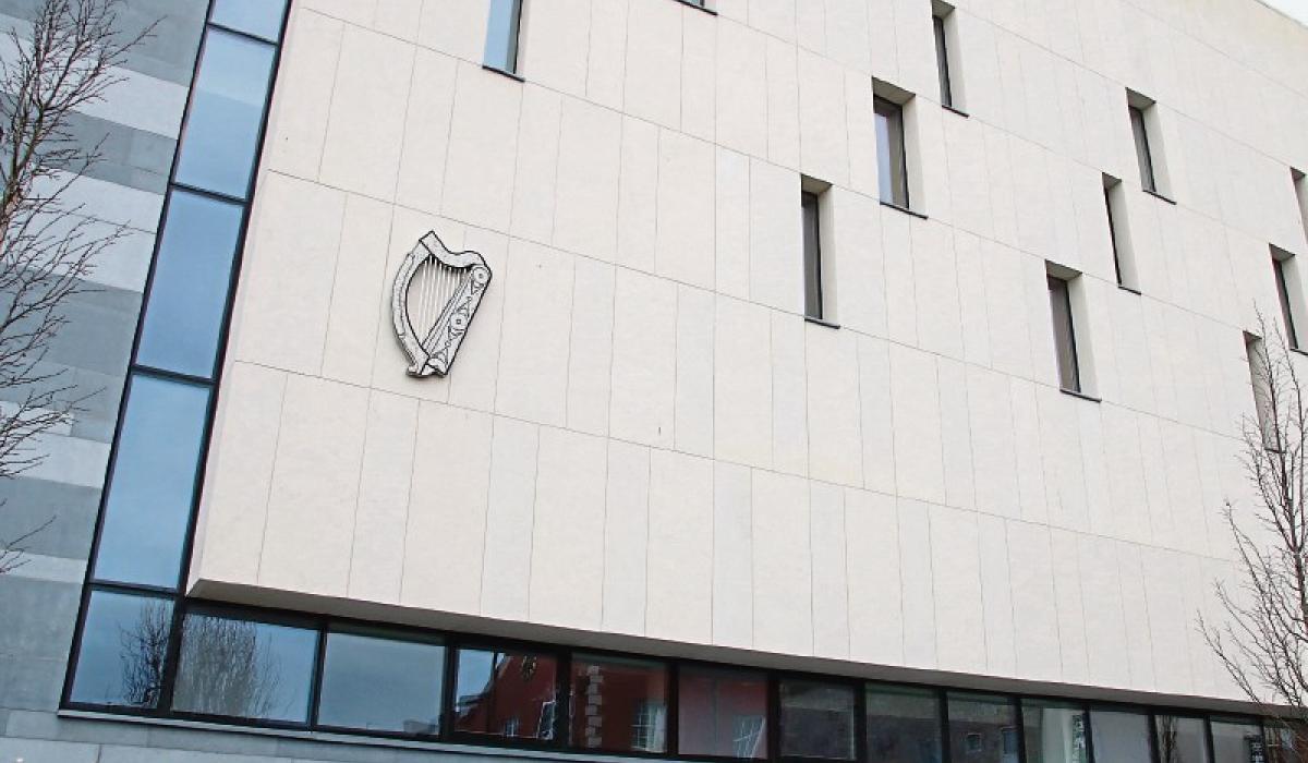 Limerick mother ‘rammed’ car belonging to son’s ex-girlfriend and ‘busted’ it with crutch