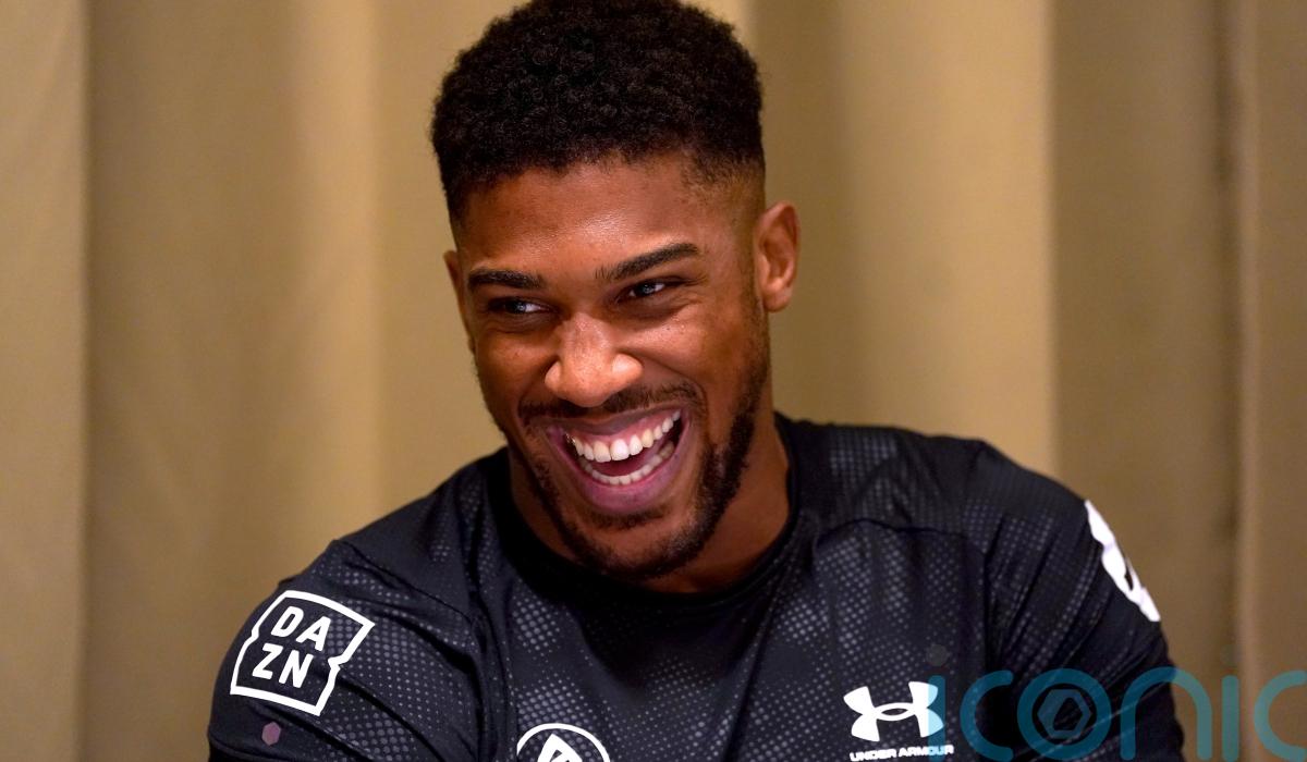 Relaxed Anthony Joshua eyes early stoppage in bid to reclaim world ...