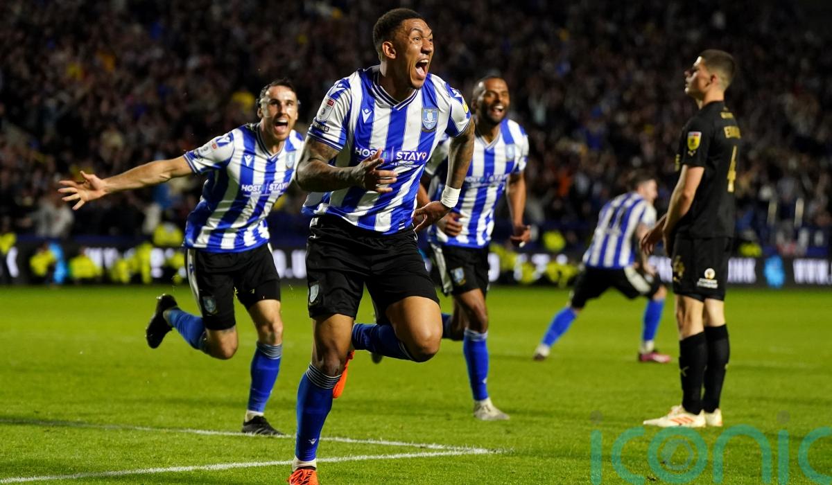 Sheffield Wednesday reach League One play-off final after stunning comeback