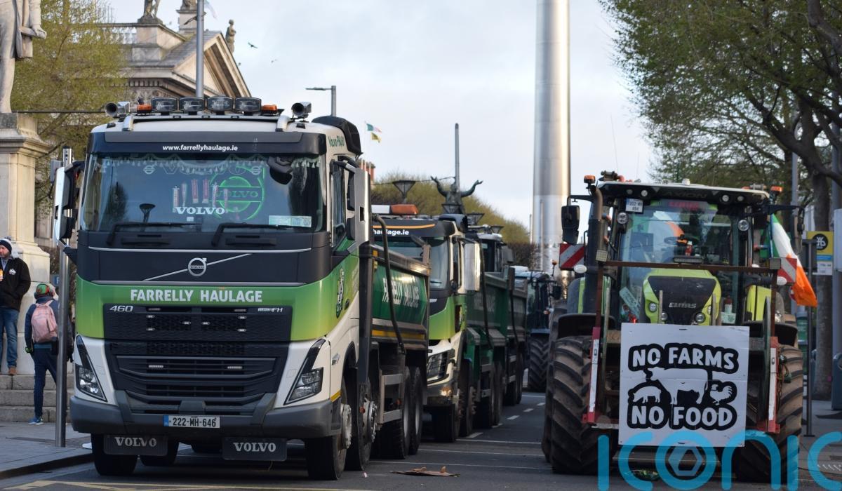 Irish government announces 505m euro in fuel-cost measures after protests