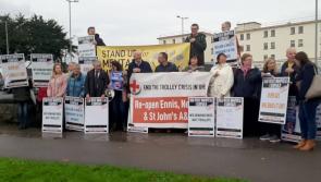 The Mid West Hospital Campaign picket outside University Hospital Limerick in wake of overcrowding 