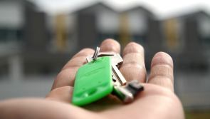 Irish mortgage holders could collect cash benefits from five lenders as expert urges switching