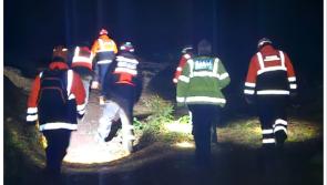 Gardaí and rescuers rush to Irish mountain as two people go missing 