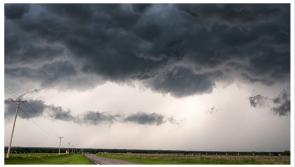 Status Yellow thunderstorm warning issued as Met Éireann pinpoints three counties
