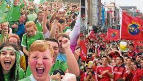 Flashback to 2006 as delirious fans in Limerick appear on Croke Park screen