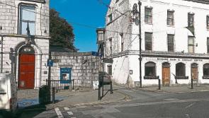 Moves to stop cars using laneway in Limerick town