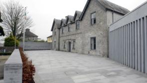 Limerick man charged with having a hunting knife in pub stabbing