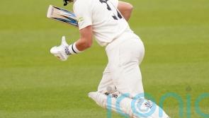 Ollie Pope’s half-century helps leaders Surrey edge ahead of Warwickshire