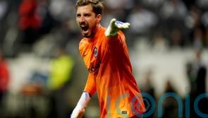 I’ve decided to stay at Eintracht – Kevin Trapp turns down Manchester United