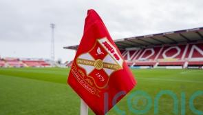 Scott Lindsey hails ‘ridiculously hard-working’ Swindon after win over Grimsby