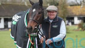 Altior ‘more comfortable’ as recovery from colic continues