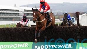 Editeur Du Gite edges Edwardstone in Clarence House classic